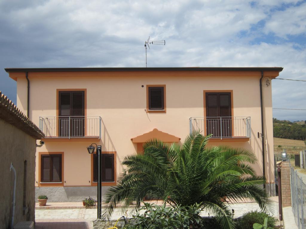 Donnastella Guardavalle